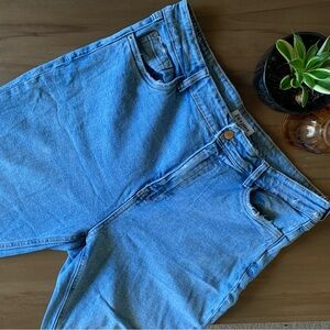 Classic Blue Women's Model Off Duty Jeans